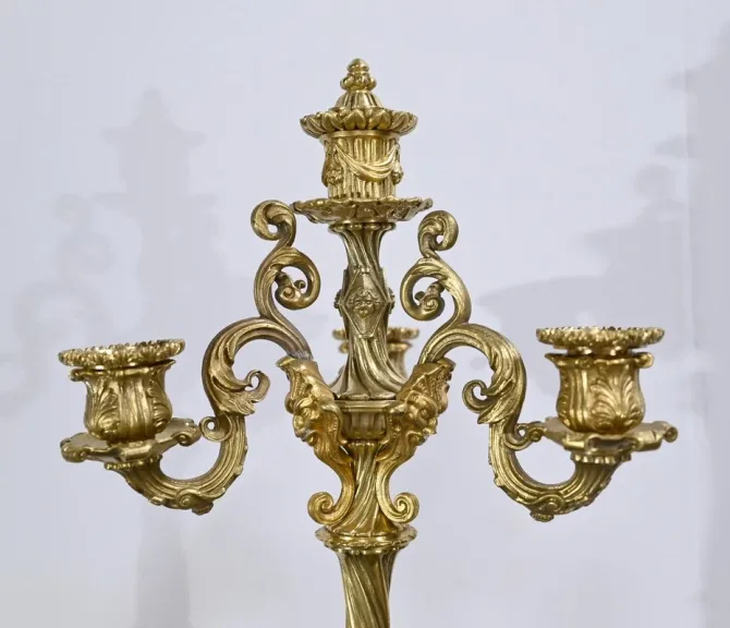 Paire de Candélabres en Bronze Doré, époque Restauration – Début XIXe