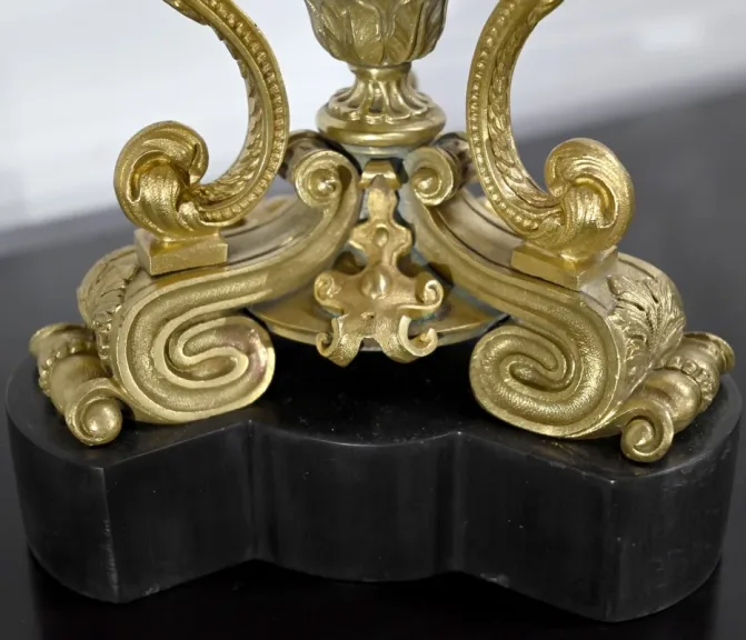 Paire de Candélabres en Bronze Doré, époque Restauration – Début XIXe