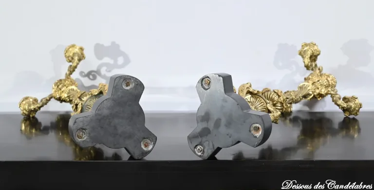 Paire de Candélabres en Bronze Doré, époque Restauration – Début XIXe