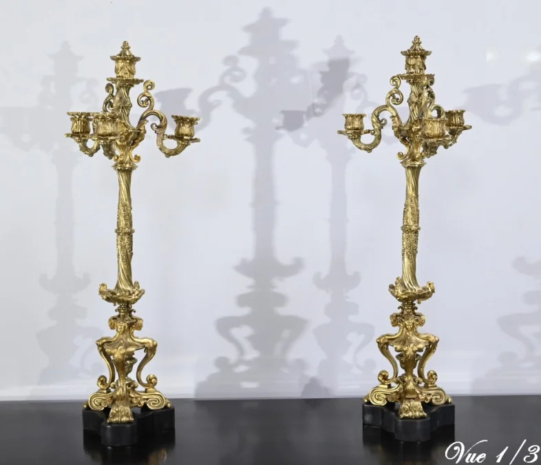 Paire de Candélabres en Bronze Doré, époque Restauration – Début XIXe