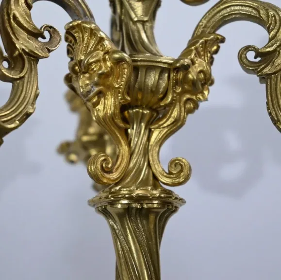 Paire de Candélabres en Bronze Doré, époque Restauration – Début XIXe