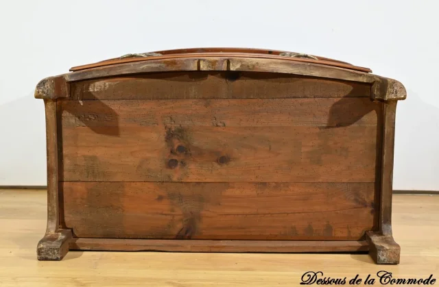 Commode en Merisier Massif, époque Transition Louis XIV / Régence – Début XVIIIe
