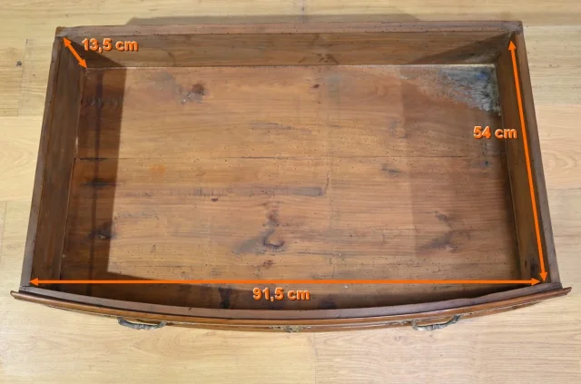 Commode en Merisier Massif, époque Transition Louis XIV / Régence – Début XVIIIe