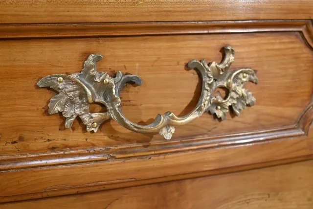 Commode en Merisier Massif, époque Transition Louis XIV / Régence – Début XVIIIe
