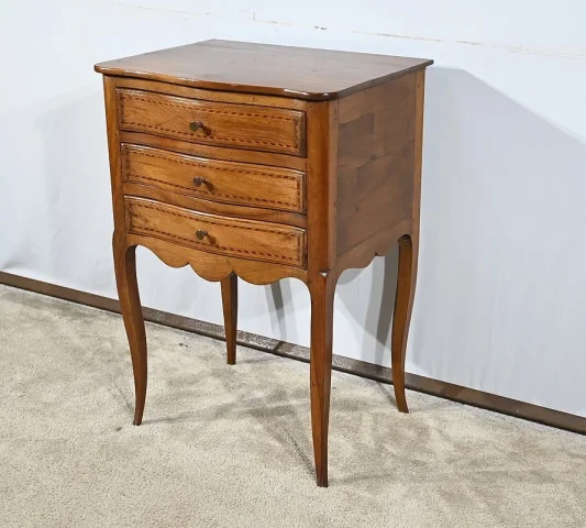 LOUIS XV STYLE CHEST OF DRAWERS