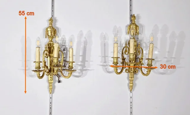 Paire d’Appliques en Bronze, style Louis XVI – 1ère partie XIXe