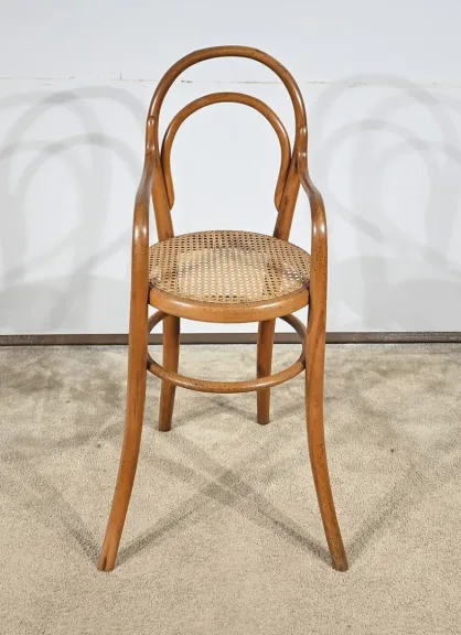Chaise Haute d’Enfant en Hêtre Courbé, estampillée Thonet – Début XXe