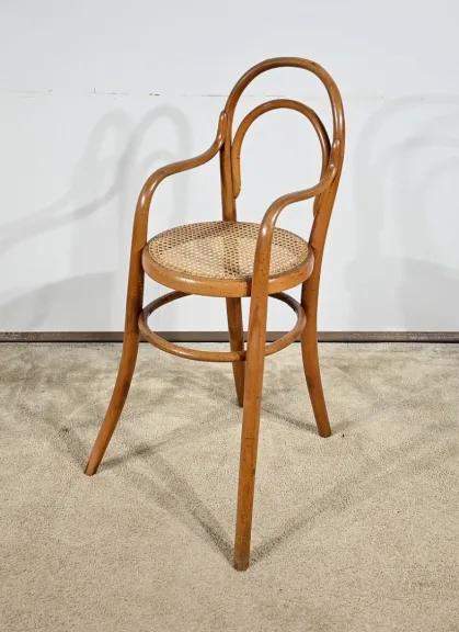 Chaise Haute d’Enfant en Hêtre Courbé, estampillée Thonet – Début XXe