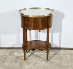 TISCH IM LOUIS XVI-STIL
