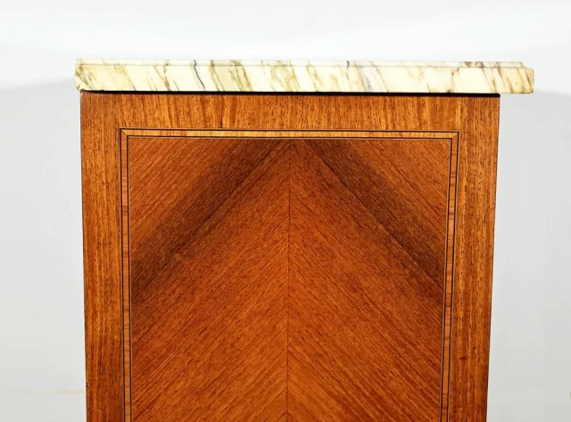 Meuble Vitrine en Bois de Rose, style Louis XVI – Fin XIXe
