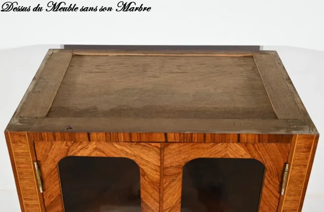Meuble Vitrine en Bois de Rose, style Louis XVI – Fin XIXe