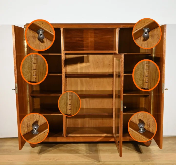 Bücherregal im Art-Deco-Stil