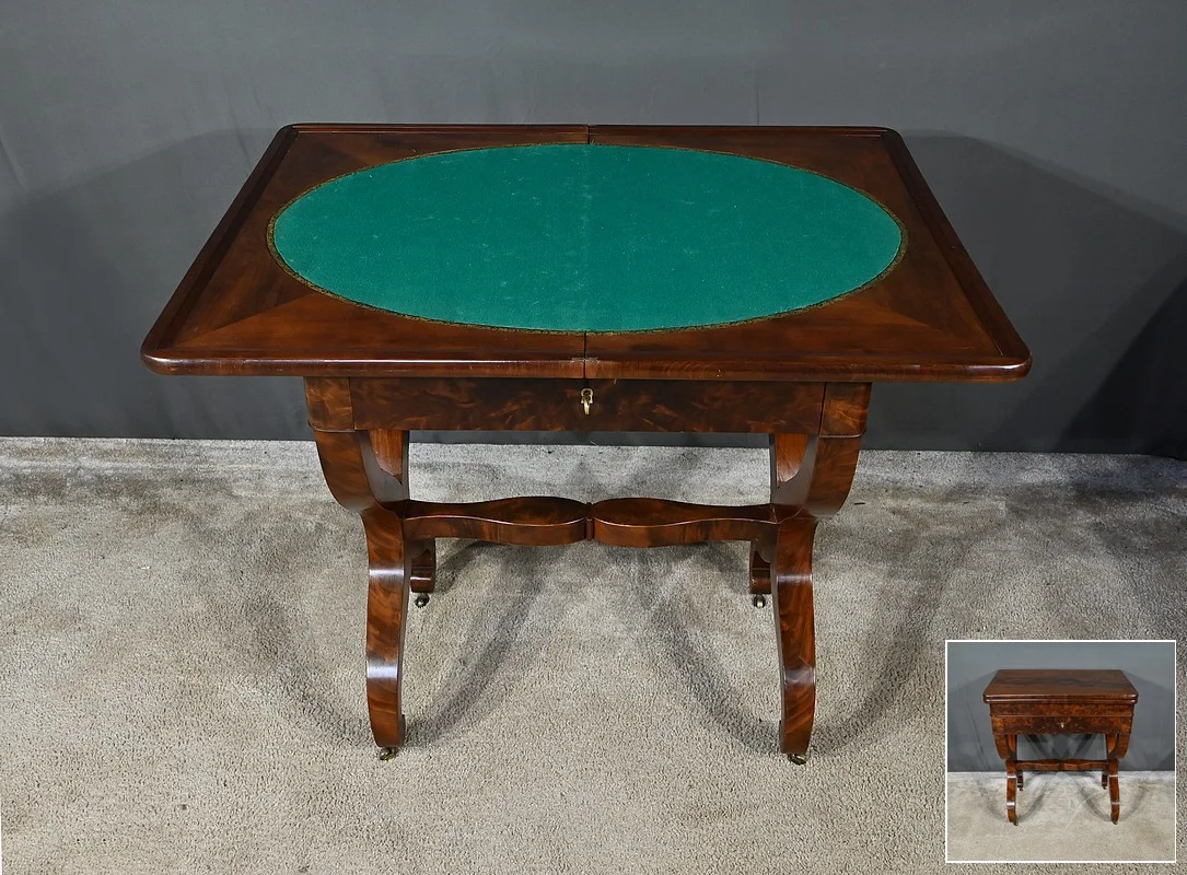 FRANSE RESTAURATIEPERIODE KAARTTAFEL