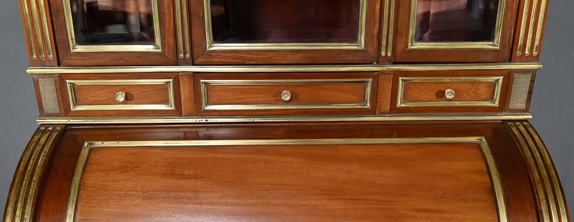 LOUIS XVI STIJL BUREAU BOEKENKAST