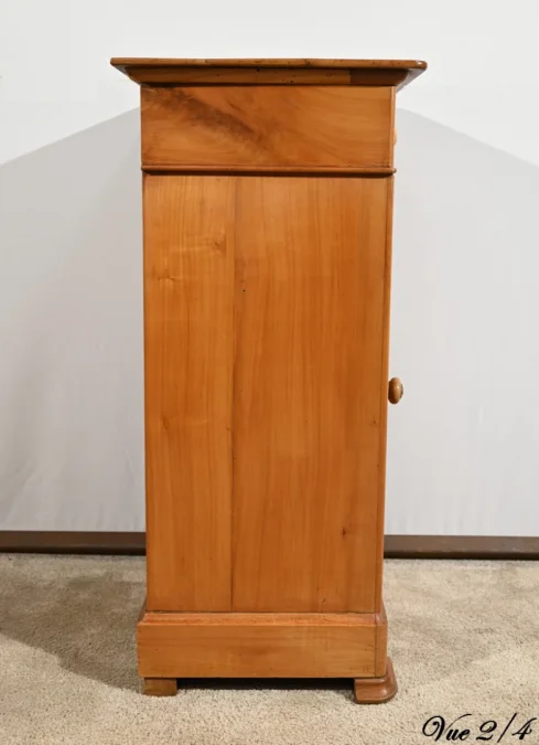 FRANZÖSISCHER NACHTTISCH