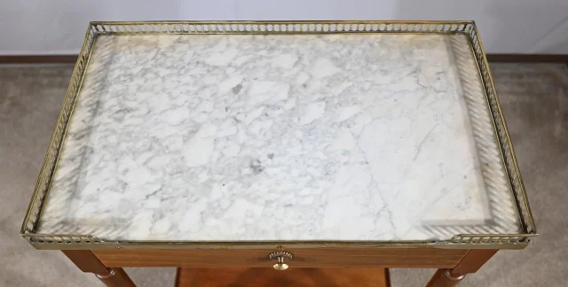 Petite Table d’Appoint en Acajou, style Louis XVI – Début XXe