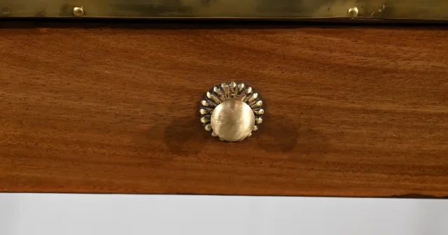 Petite Table d’Appoint en Acajou, style Louis XVI – Début XXe