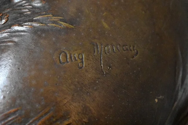 Paire de vases en Régule, signés A. Moreau - XIXe