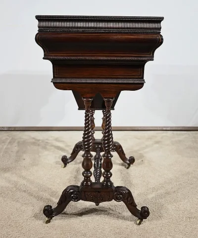 Petite Table Coiffeuse en Palissandre, époque Restauration – Début XIXe