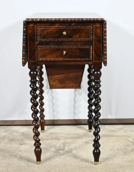 Petite Table de Salon en Palissandre, époque Restauration – Début XIXe