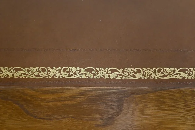 TAVOLO SCRITTOIO DEL XVIII SECOLO