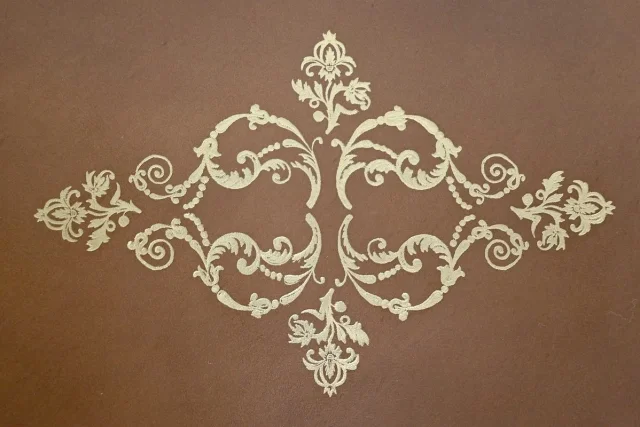 TAVOLO SCRITTOIO DEL XVIII SECOLO