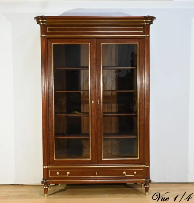 BOEKENKAST IN LOUIS XVI-STIJL