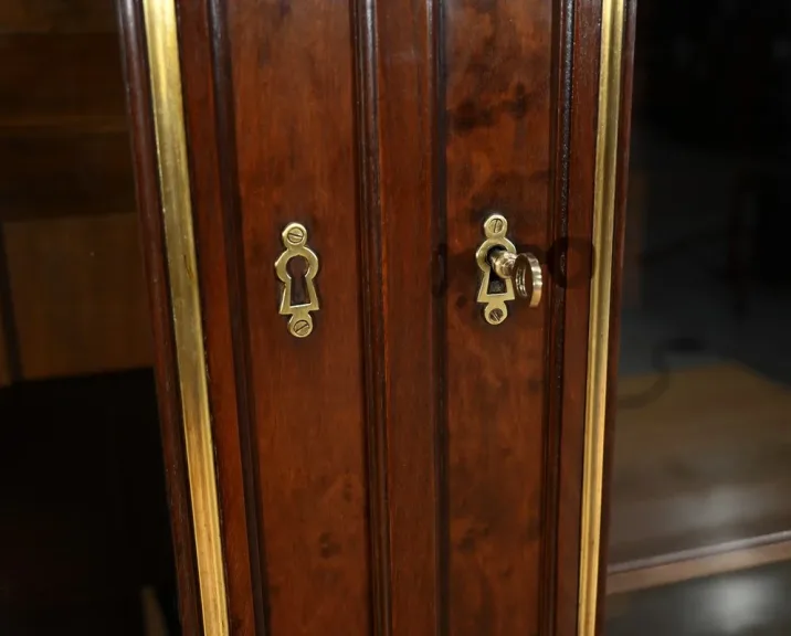 Grande Bibliothèque en Acajou, style Louis XVI – Milieu XIXe