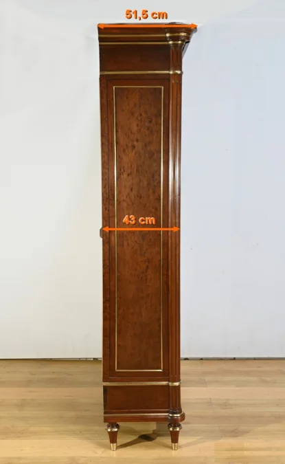 BOEKENKAST IN LOUIS XVI-STIJL