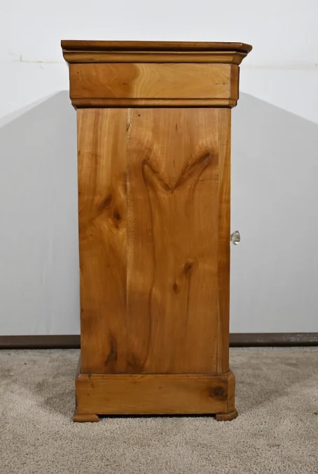 FRANZÖSISCHER NACHTTISCH