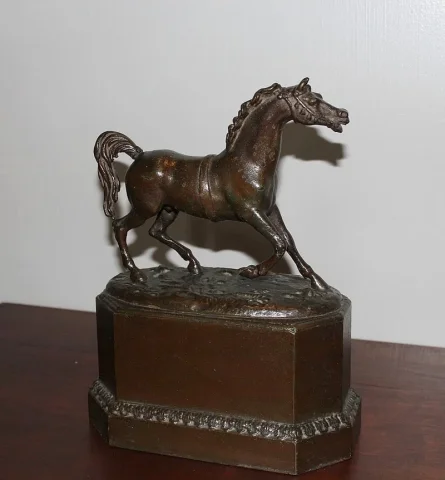 Statue de Cheval Métal patiné XXe