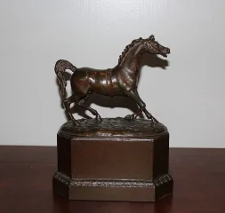 BEELDJE VAN EEN PAARD
