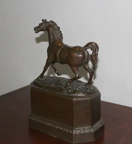 Statue de Cheval Métal patiné XXe