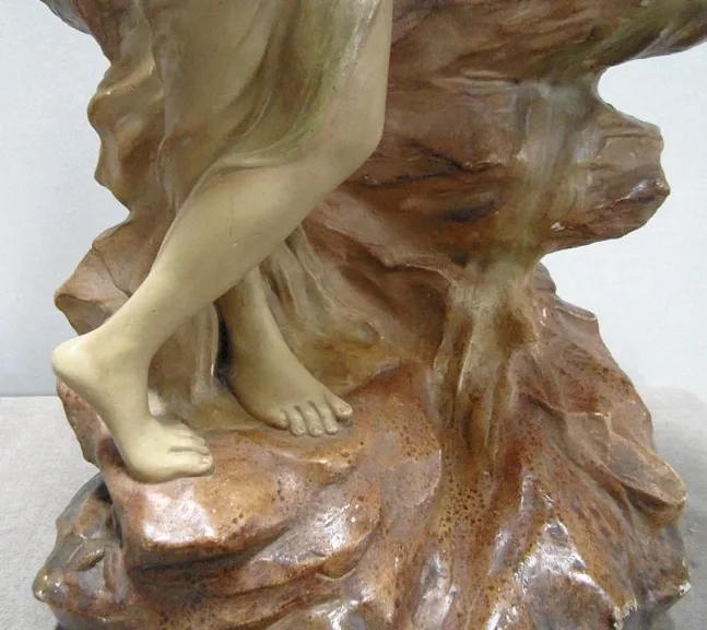 PLASTER STATUE