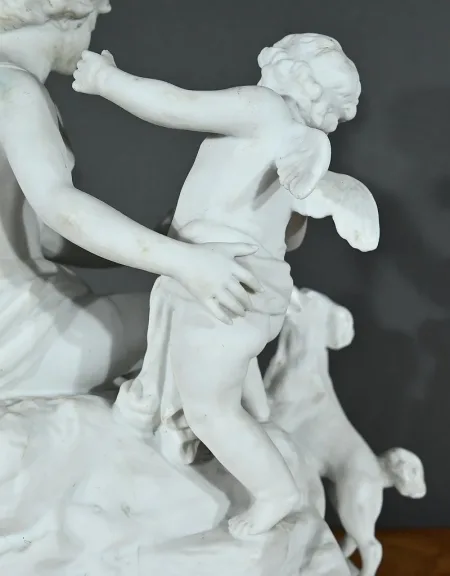 Sculpture en Biscuit "Vénus et l'Amour" - Fin XIXe