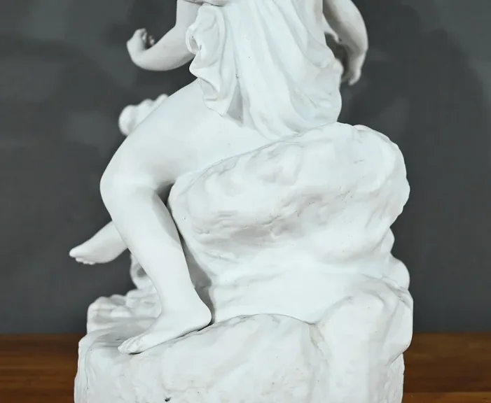 Sculpture en Biscuit "Vénus et l'Amour" - Fin XIXe