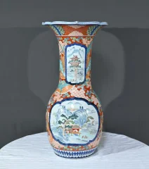JAPANISCHE VASE