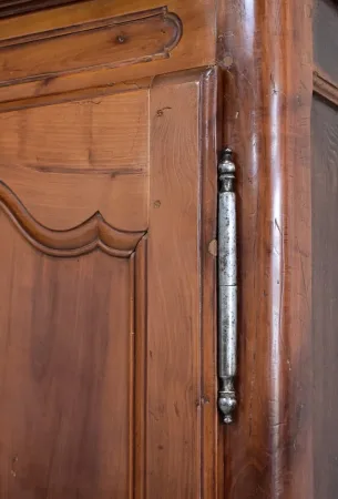 Petite armoire Louis XV région d’Angers- XIXe