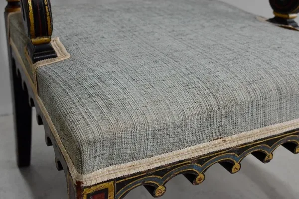 Petit fauteuil en Bois Noirci, époque Napoléon III – Milieu XIXe