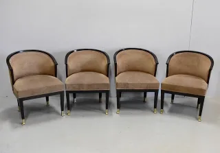 SESSEL IM ART DECO-STIL