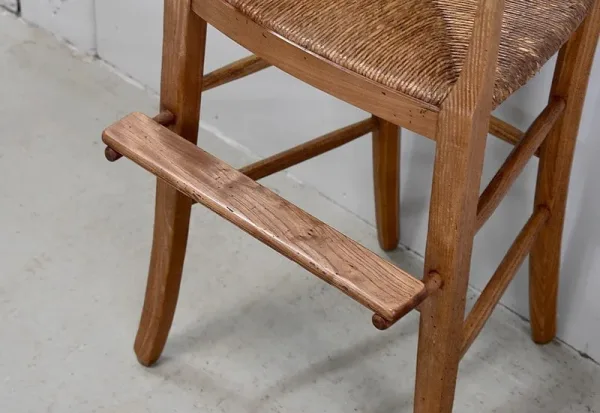 Chaise haute d’enfant paillée – XIXe