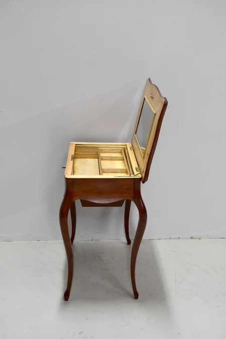MESA DE TRABAJO DEL PERIODO NAPOLEÓN III