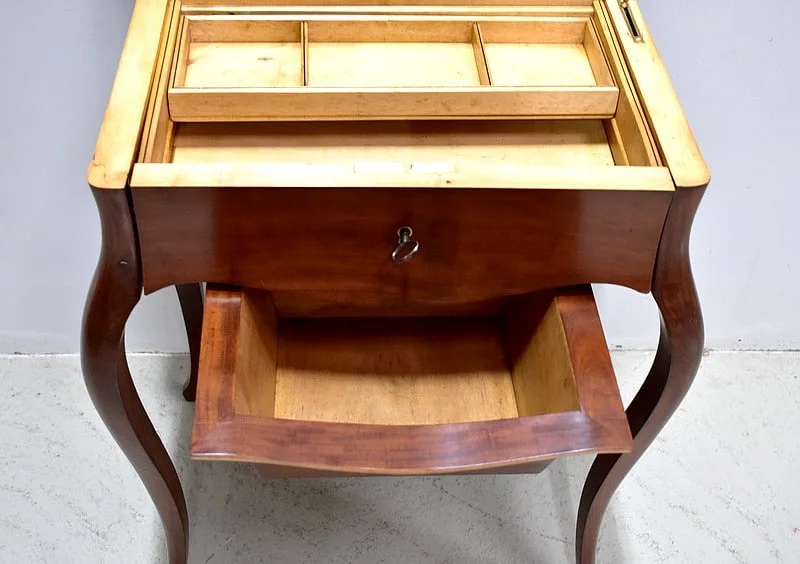 MESA DE TRABAJO DEL PERIODO NAPOLEÓN III