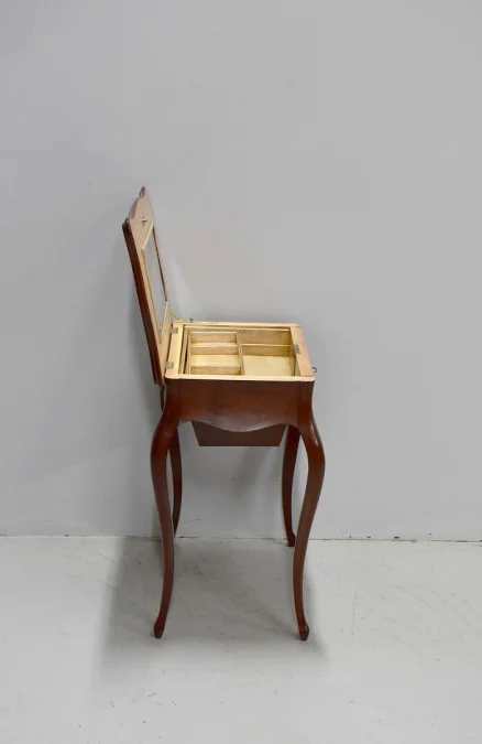 MESA DE TRABAJO DEL PERIODO NAPOLEÓN III