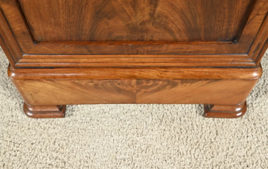 FRENCH RESTAURATION STYLE BEDSIDE TABLE