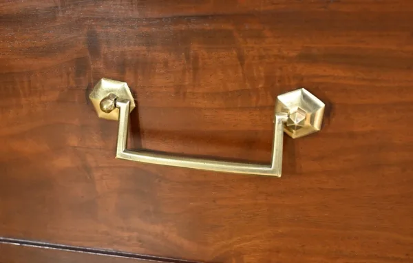 Commode en Acajou de Cuba, époque Louis XVI – 2ème Partie XVIIIe