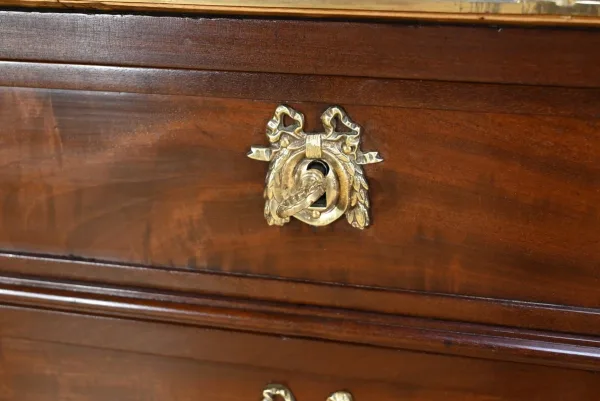 Commode en Acajou de Cuba, époque Louis XVI – 2ème Partie XVIIIe