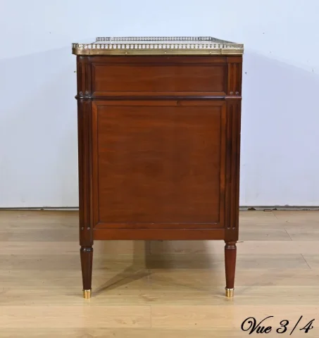 Commode en Acajou de Cuba, époque Louis XVI – 2ème Partie XVIIIe