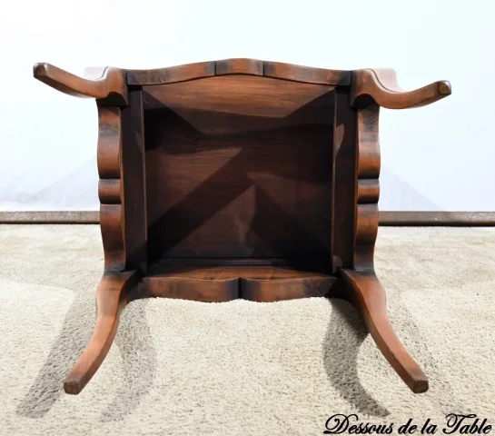 Table à Encas en Merisier Roux, style Louis XV – 1ère Partie XXe