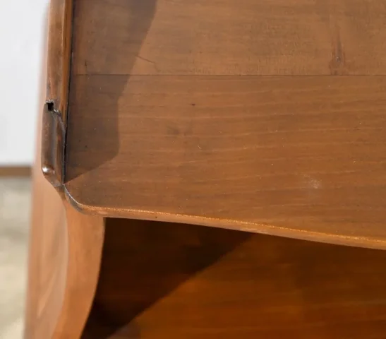 Table à Encas en Merisier Roux, style Louis XV – 1ère Partie XXe